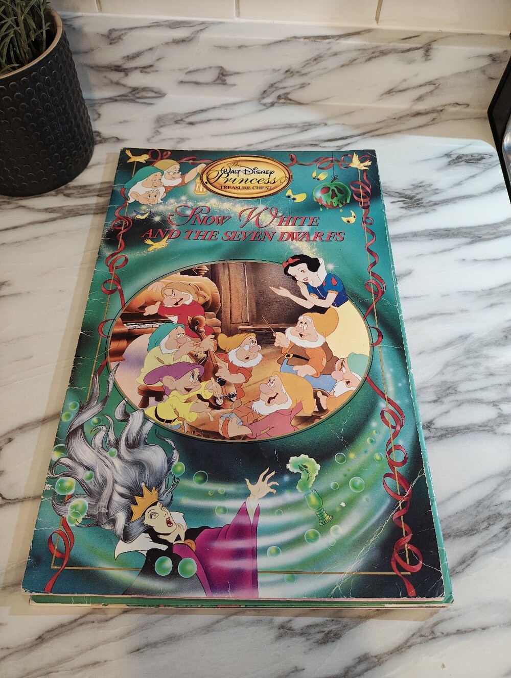 Vintage Disney Treasure Chest Giant Storybooks Set of 4 - Picture 2 of 9